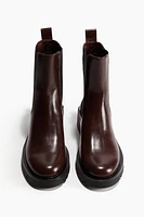 Chelsea Boots