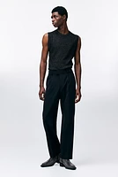 Slim Fit Glittery Sweater Vest