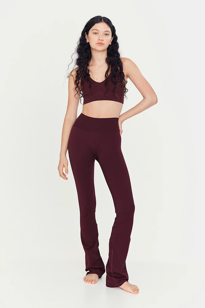 Seamless Medium-Support Sports Bra with DryMove™