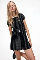 Flared Fine-Knit Skirt
