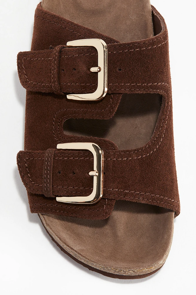 Sandales en cuir velours