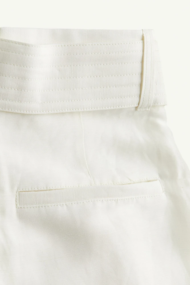 Linen-blend Shorts with Belt