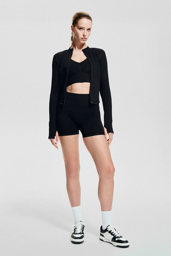 Seamless Sports Hot Pants with DryMove™