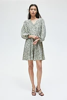 Robe avec ceinture à nouer