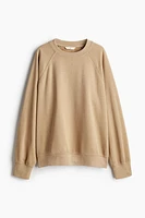 Raglan-sleeved Sweatshirt