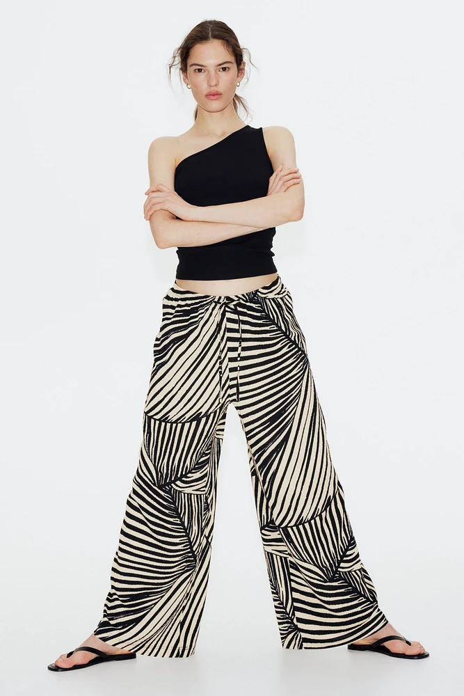 Wide-cut Pull-on Pants