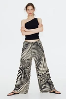 Wide-cut Pull-on Pants