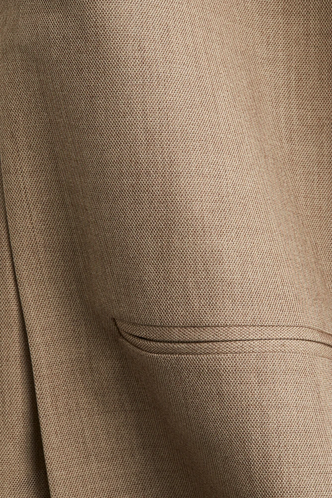Veste de costume à fentes latérales