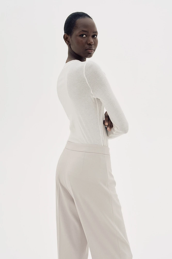Wide-leg Pants