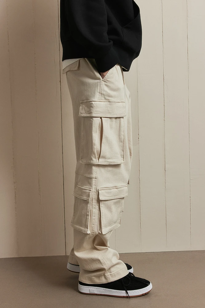 Loose Fit Cargo Pants