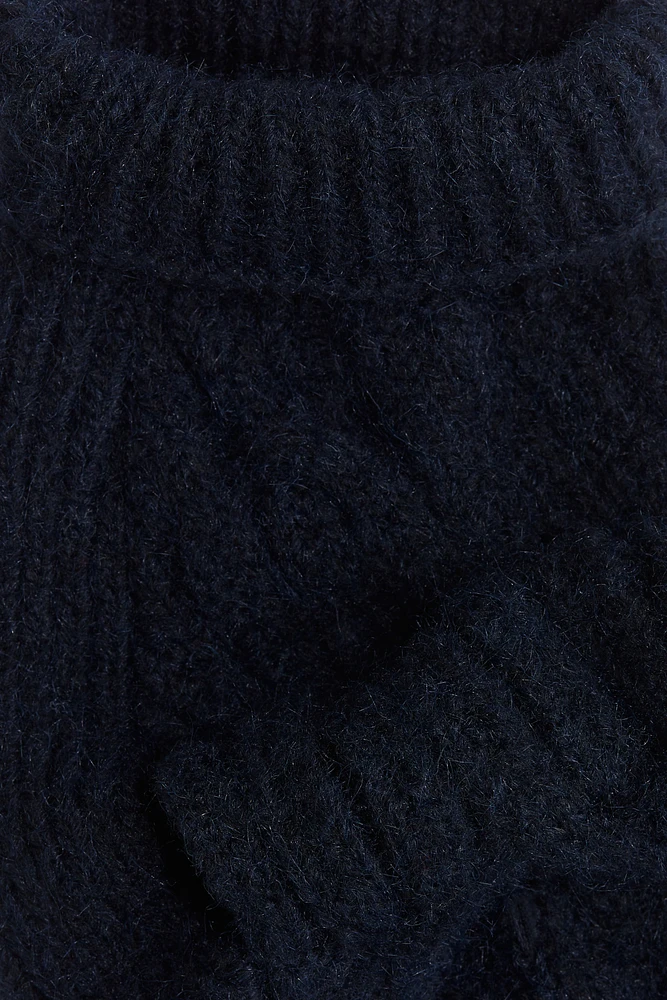 Cable-knit Dog Sweater