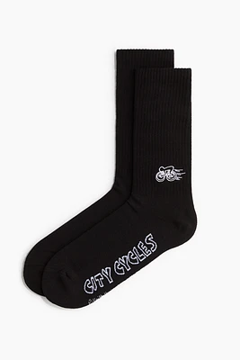 Motif-detail Socks