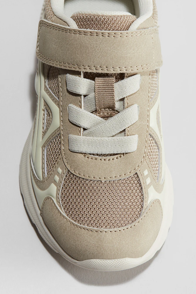 Lightweight-Sole Sneakers