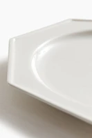 Assiette en porcelaine