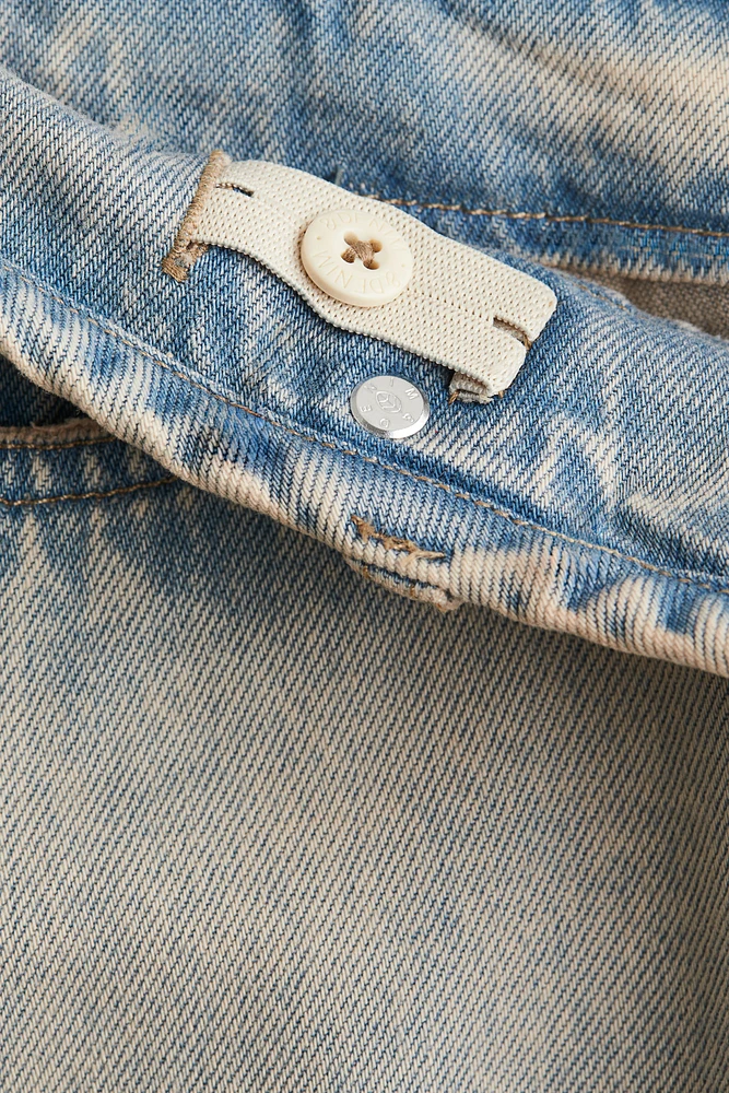Wide-Leg Jeans