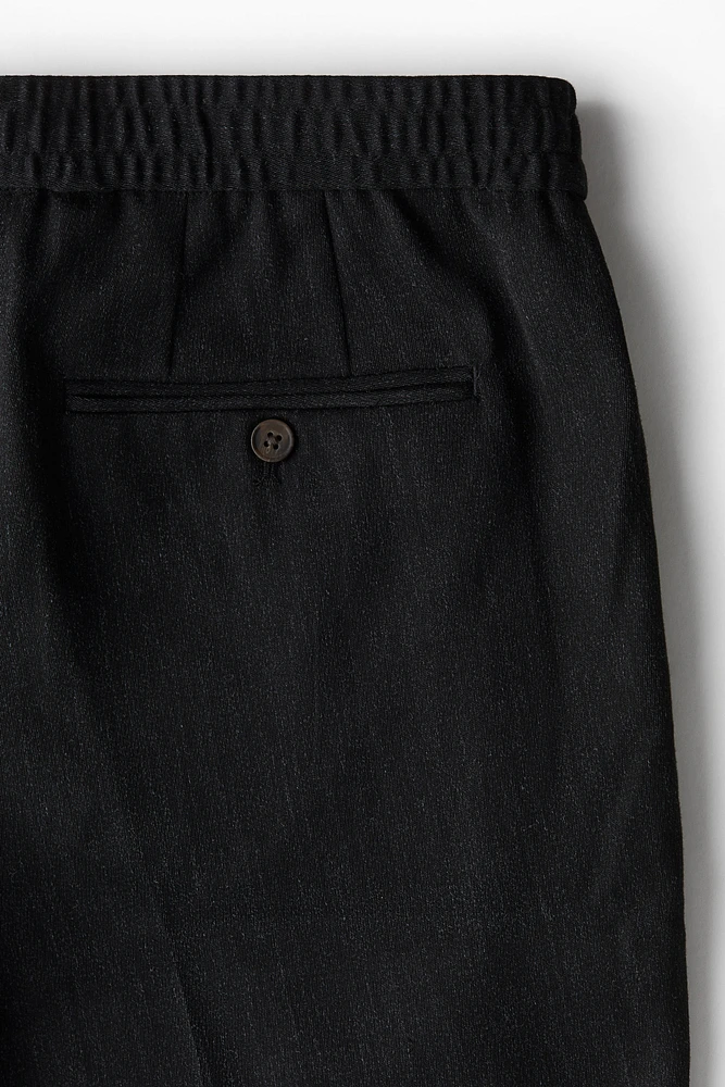 Pantalon classique avec plis