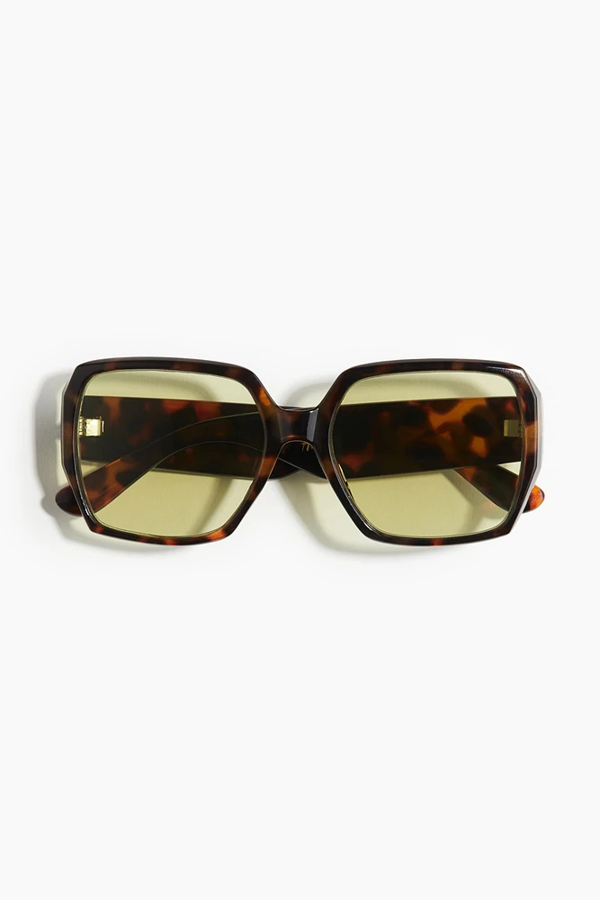 Lunettes de soleil carrées