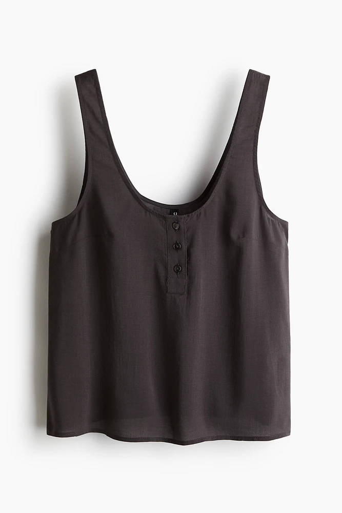 Button-top Tank Top