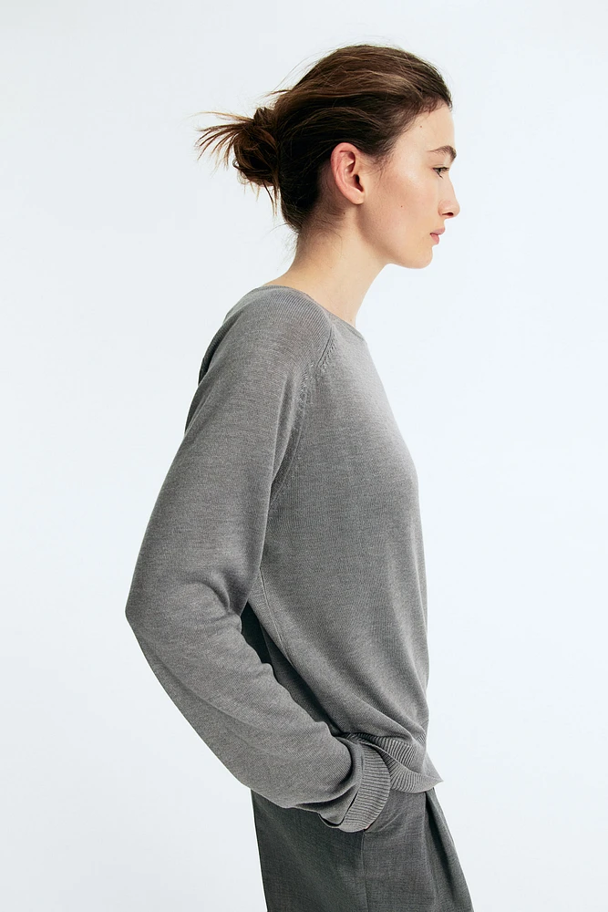 Fine-knit Sweater