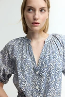 Balloon-sleeved poplin blouse