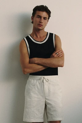 Short brodé coupe décontractée