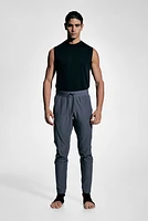 Pantalon sport près du corps en textile DryMove🅪