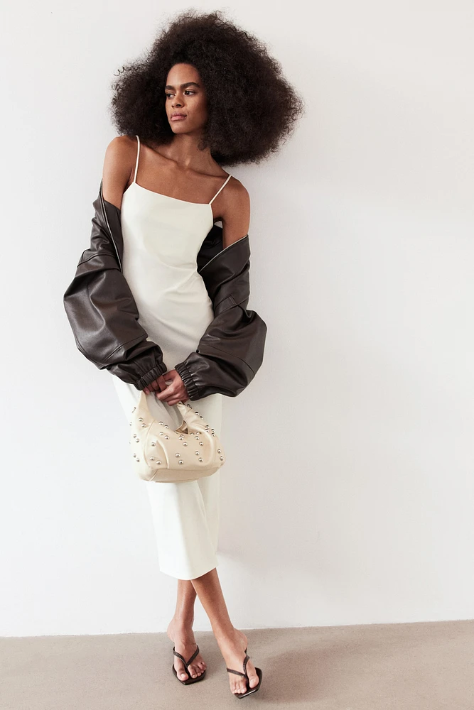 Robe moulante à bretelles fines