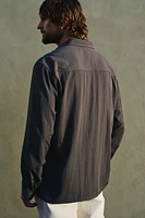 Chemise ample en satin