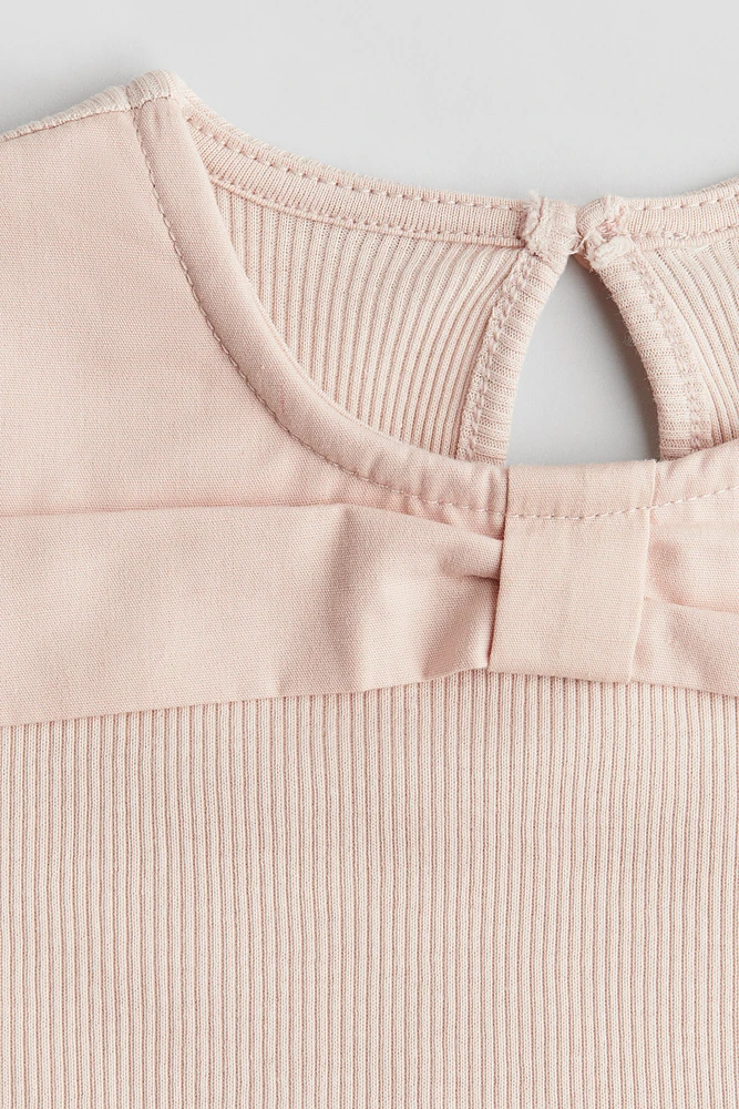 Bow-Detail Top