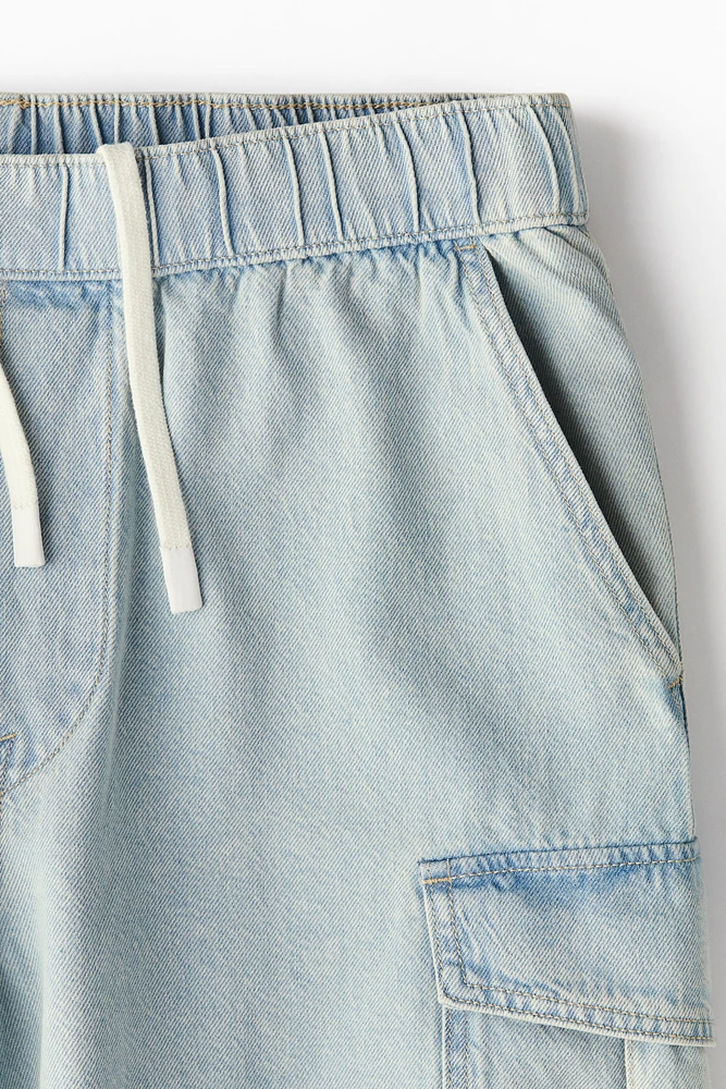 Loose Denim Cargo Shorts