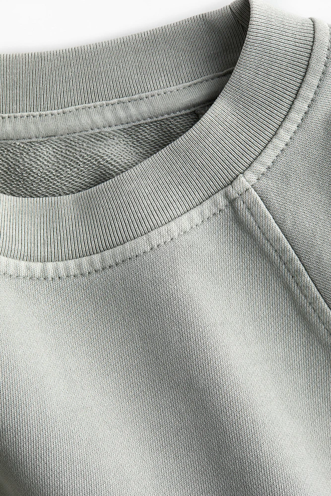 Short-Sleeved Sweatshirt
