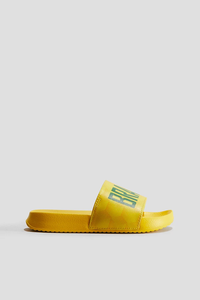 Printed Pool Shoes