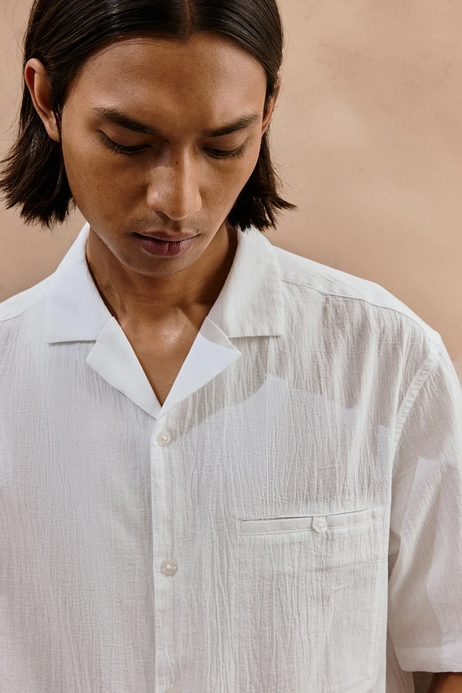 Chemise coupe classique à col cubain
