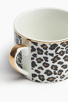 Tasse en porcelaine