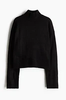 Fine-knit turtleneck jumper