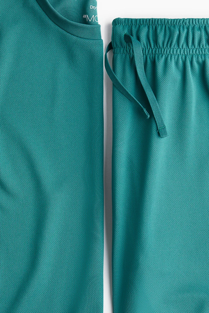 2-Piece Sports Set with DryMove™