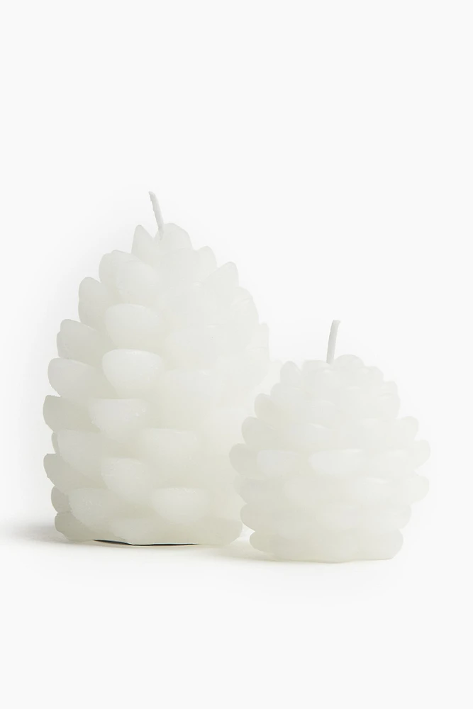 Pine-cone-shaped candle