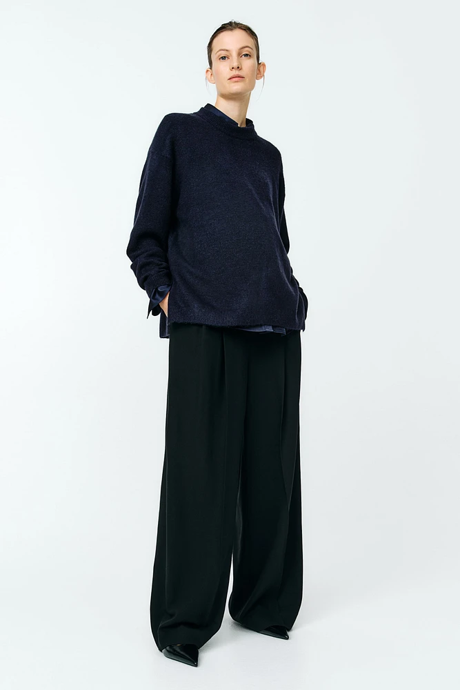 MAMA Slit-Hem Sweater