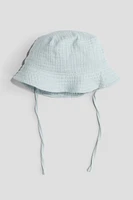 Chapeau en mousseline de coton