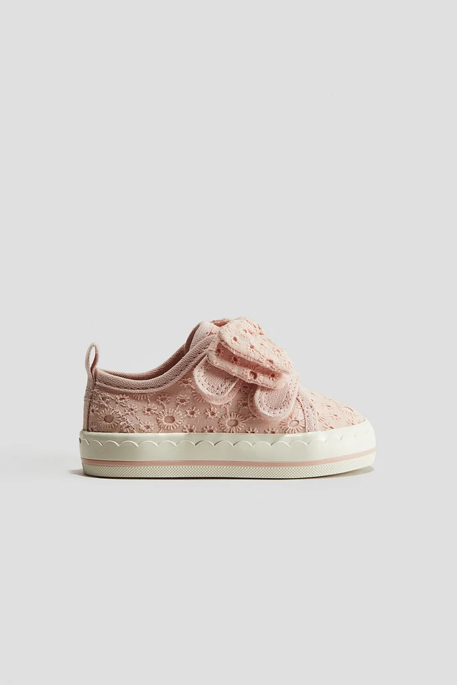 Espadrilles en toile avec détails brodés