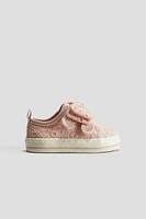 Espadrilles en toile avec détails brodés