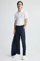 Pantalon d'habit près du corps