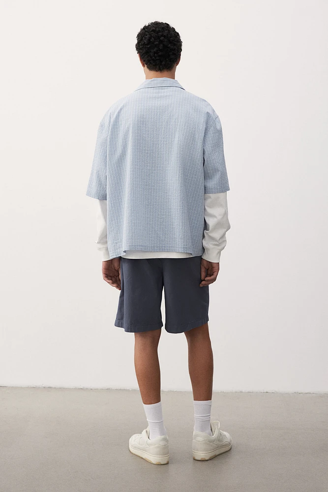 Short classique en toile