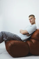 Pantalon cargo classique en sergé