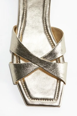 Crossover-Strap Sandals