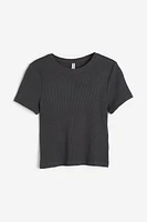 Fitted T-shirt
