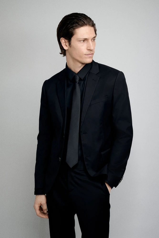 Skinny-Fit Single-Breasted Jacket