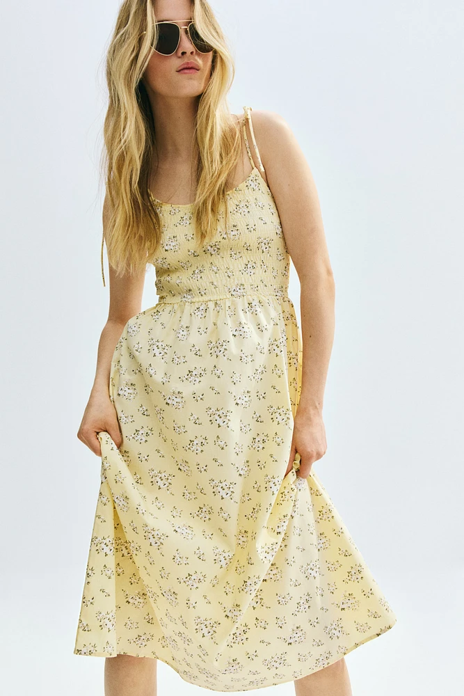 Robe en nid d'abeille avec bretelles à nouer
