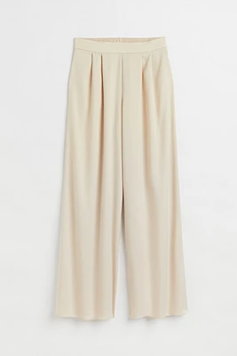 Wide-leg Pants