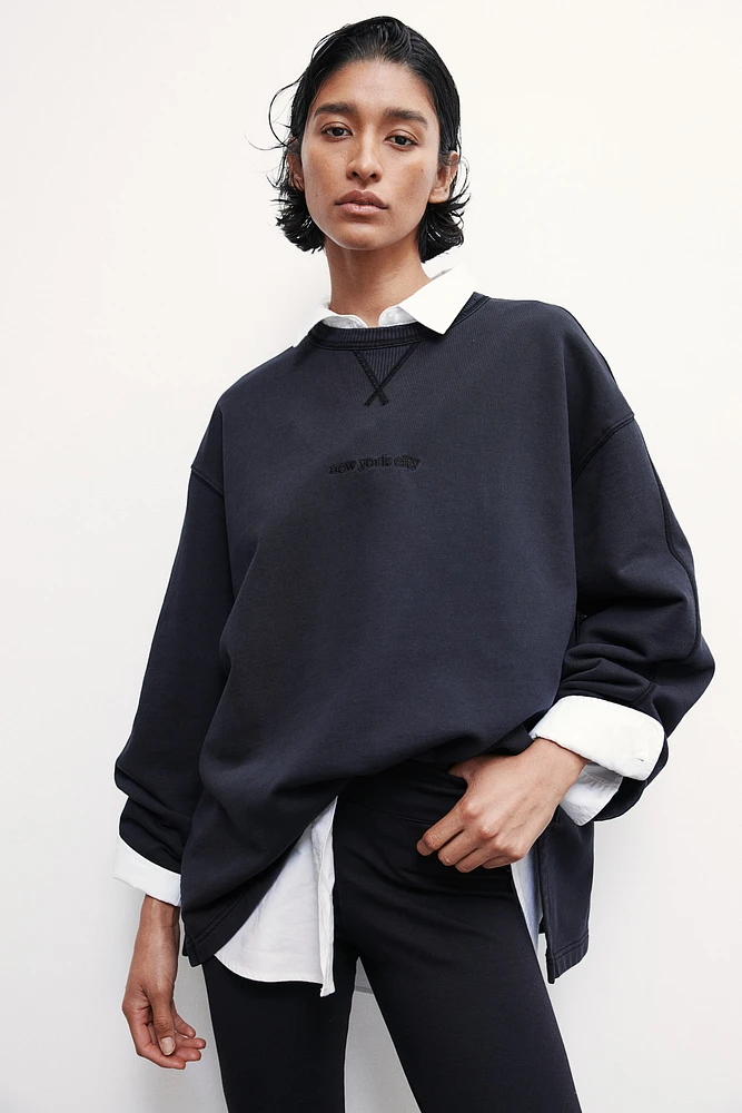 Loose-Fit Sweatshirt